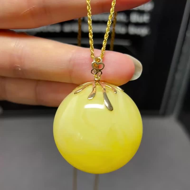 天然蜜蠟圓珠吊墜 俄料 完美品質 18k金重工鑲嵌 - 吊飾/掛飾 - 水晶 