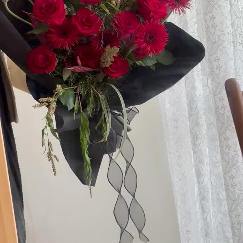 玫瑰花束 鮮花花束 告白花 畢業花 生日花束 拍攝花 登記花束 - 花藝/盆栽/植栽 - 植物．花 紅色