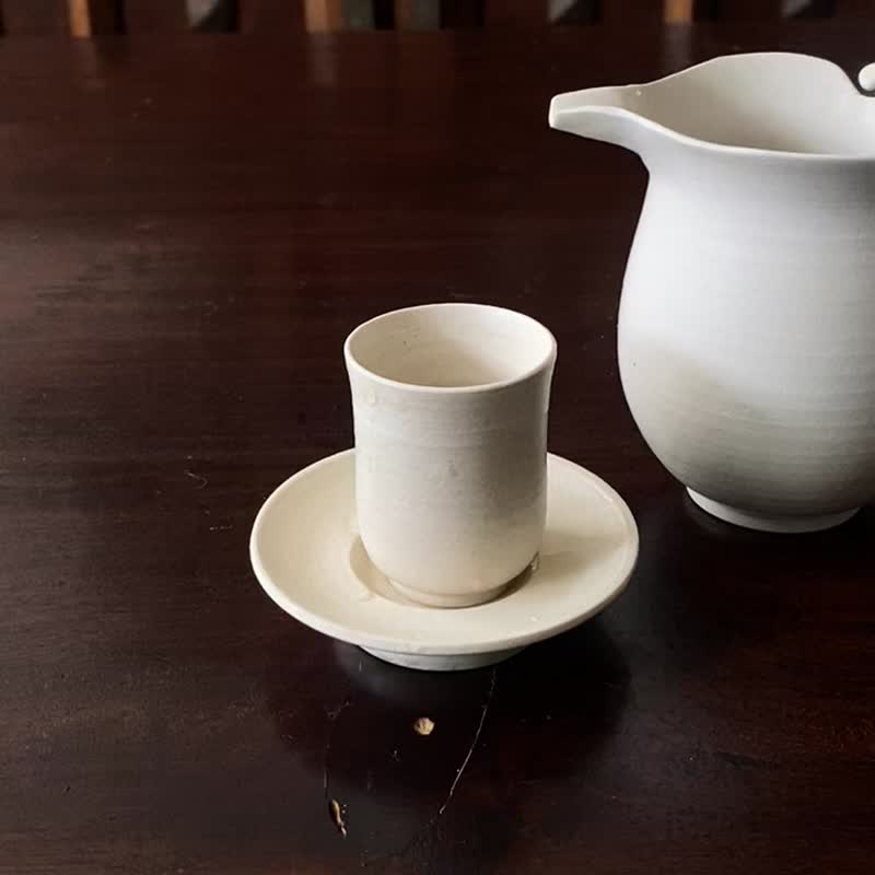 如意花邊茶海 - 茶壺/茶杯/茶具 - 陶 白色