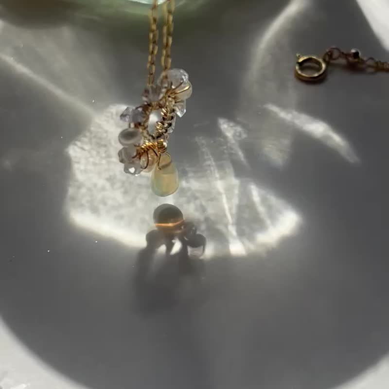 歐泊聖誕雪花赫基蒙項鍊 - 項鍊 - 半寶石 白色