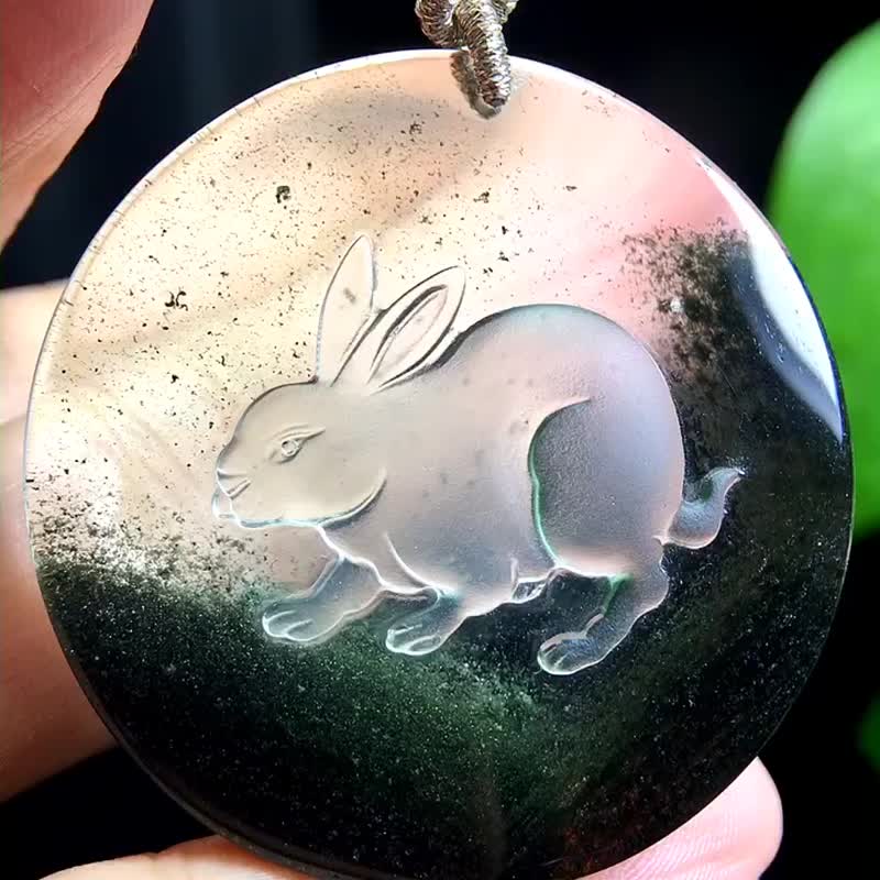 天然綠幽靈生肖兔子吊墜顏色墨綠絕美漂亮  晶體透徹  水頭足 - 擺飾/家飾品 - 水晶 