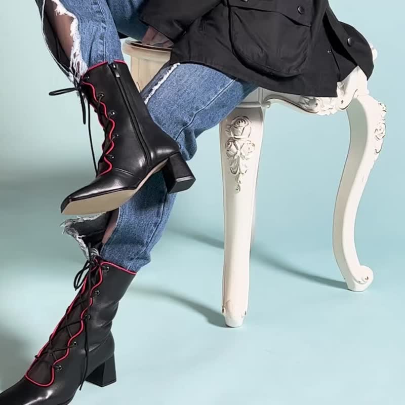 Mirrorwave lace-up boots - รองเท้าบูทยาวผู้หญิง - หนังแท้ สีดำ