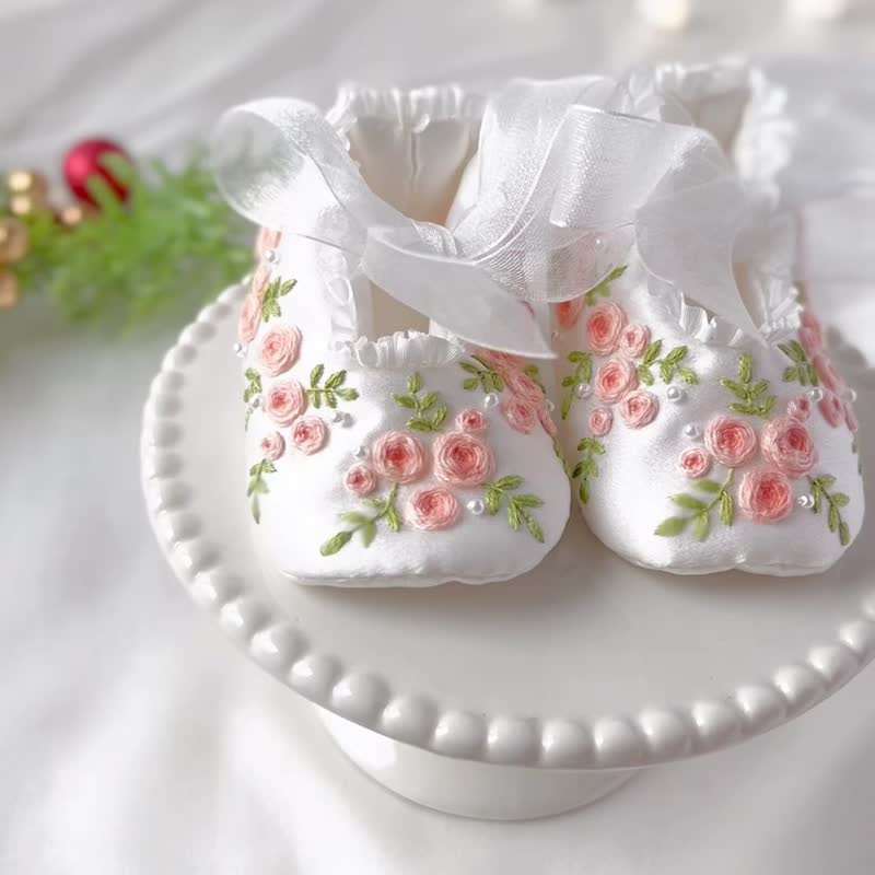 Rose Embroidery No.2 Silk Baby Shoes - Baby Shoes - Silk White