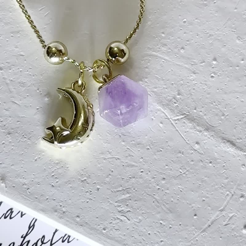 Gold Moon with Amethyst bracelet Bracelet, Romantic Gift, Woman Jewel - สร้อยข้อมือ - โลหะ สีม่วง