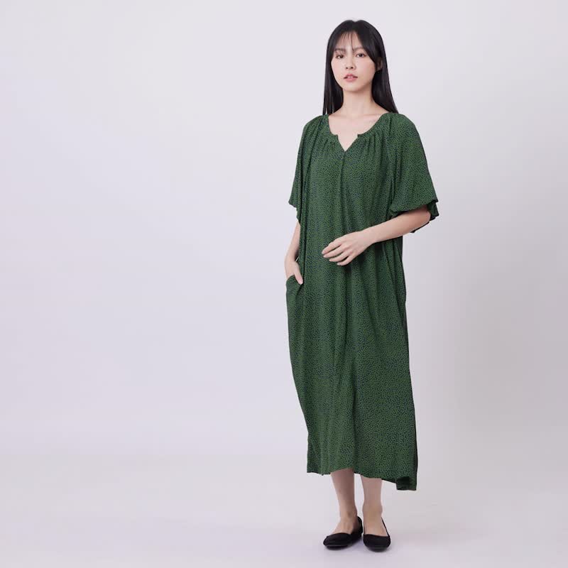 Kelly V Neck Puff Sleeve Drapey Dress / Green Printed - ชุดเดรส - ผ้าฝ้าย/ผ้าลินิน สีเขียว
