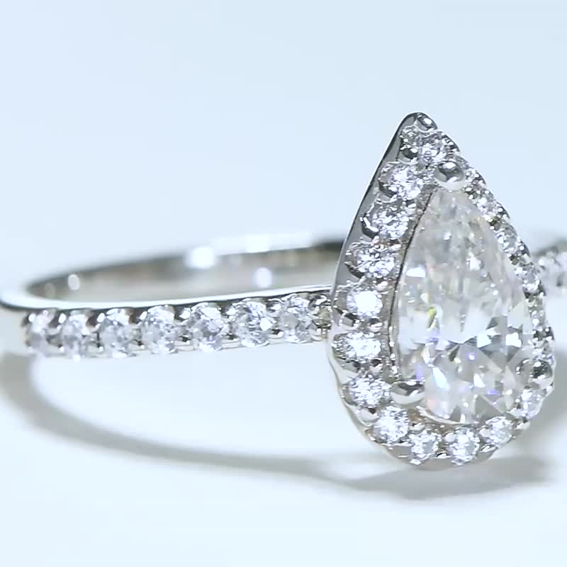 Moissanite Moissanite 1 carat engagement flower bud diamond ring Taipei store Cu - แหวนทั่วไป - วัสดุอื่นๆ 