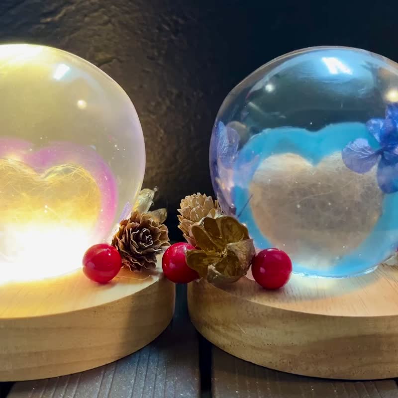 Customized pet hair night light pet hair umbilical cord fetal hair immortalized flower night light Christmas gift - โคมไฟ - เรซิน หลากหลายสี