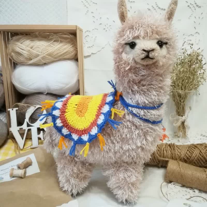 Designer toys  Lama Alpaka, made in ukraine, custom plush toys  fluffy llama - ของเล่นเด็ก - โลหะ ขาว