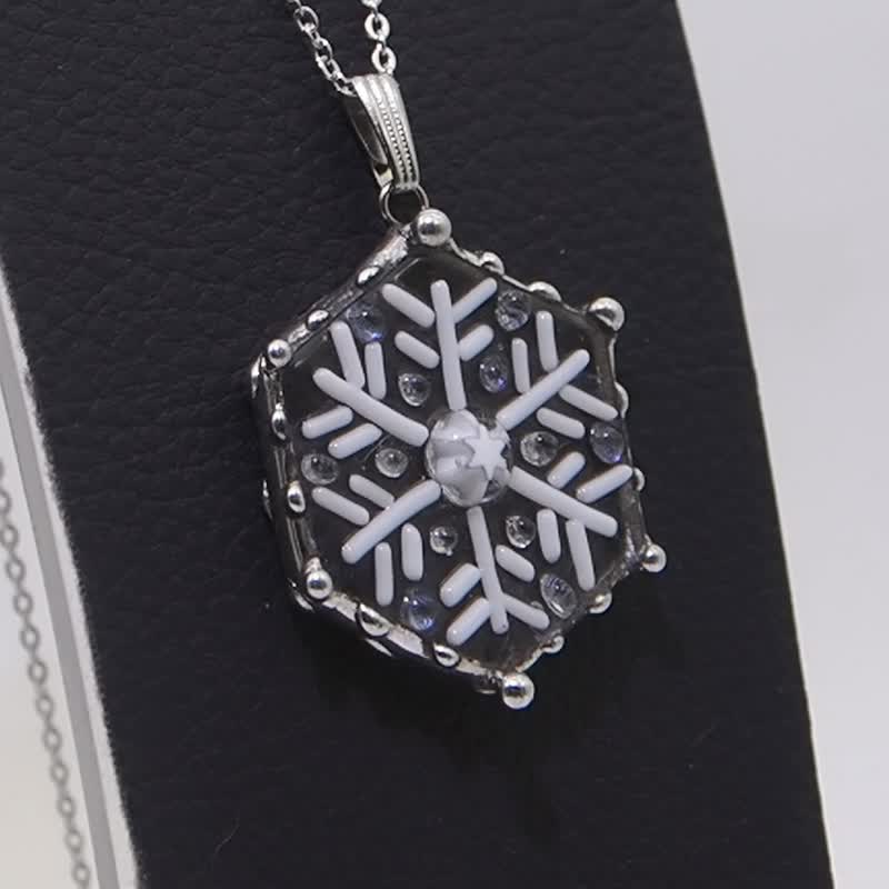 雪の結晶のガラスペンダント - 項鍊 - 玻璃 白色