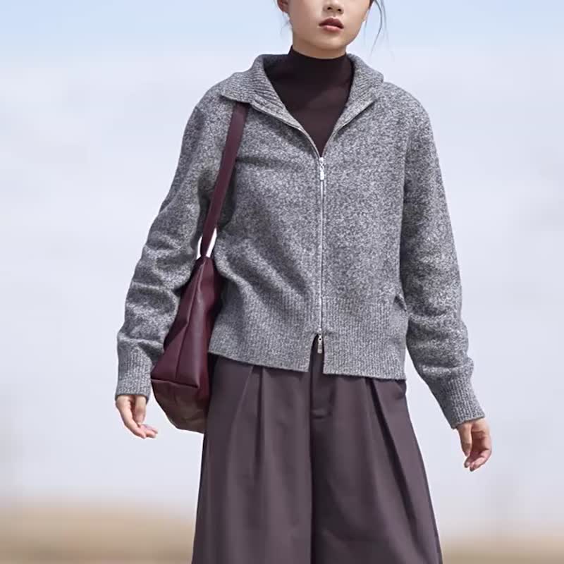 Gray versatile autumn and winter double zipper lapel coat wool knitted cardigan - สเวตเตอร์ผู้หญิง - ขนแกะ สีเทา