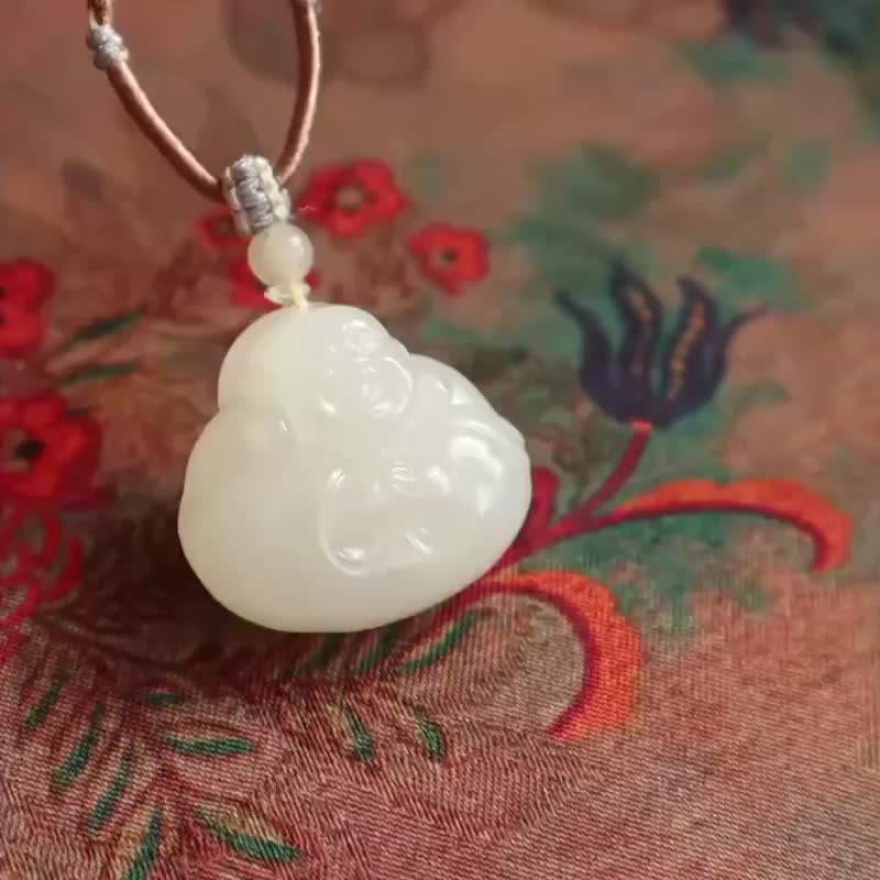 Natural Hetian jade mutton-fat jade hugging Buddha pendant ice bottom mutton-fat jade Hetian jade Maitreya Buddha male pendant laughing Buddha - Necklaces - Jade 