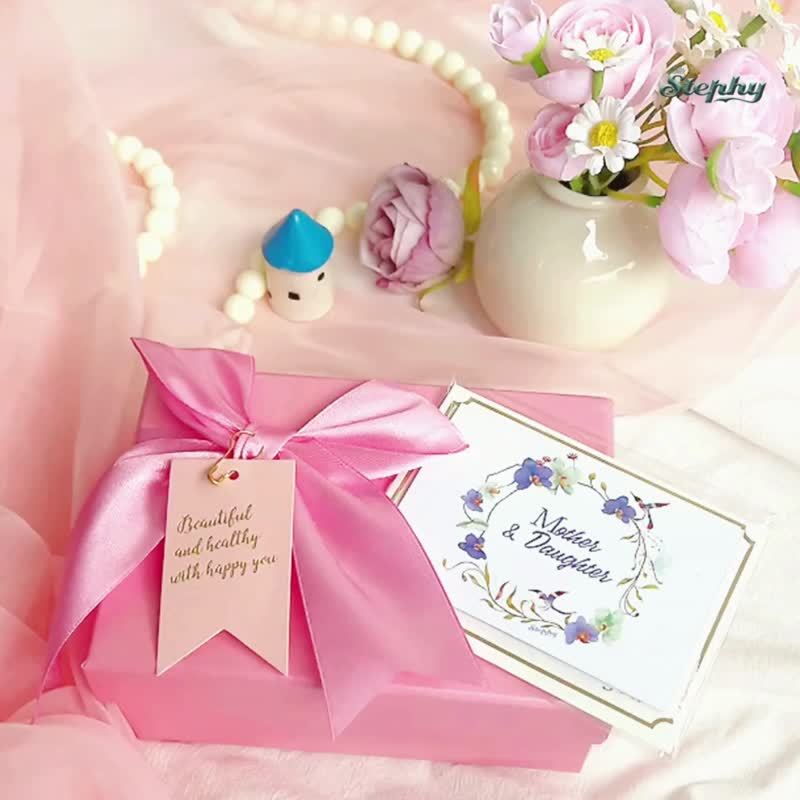 [Mother's Day Gift Box] Orchid silk scarf set for mothers, mother-in-law, mother-in-law, grandma and grandmother - ผ้าพันคอ - ผ้าไหม 