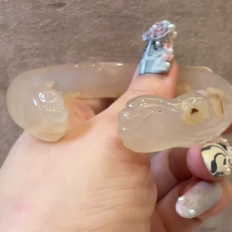 櫻花瑪瑙手鐲瑪瑙手鐲 貓鐲 貓爪鐲冰透小花仙氣可愛胖貓爪56圈口 - 手鍊/手環 - 玉石 