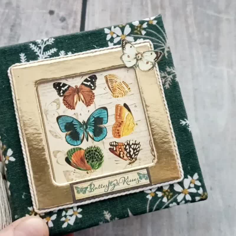 Nature junk journal handmade Butterfly dairy Botanical notebook - สมุดบันทึก/สมุดปฏิทิน - กระดาษ สีเขียว