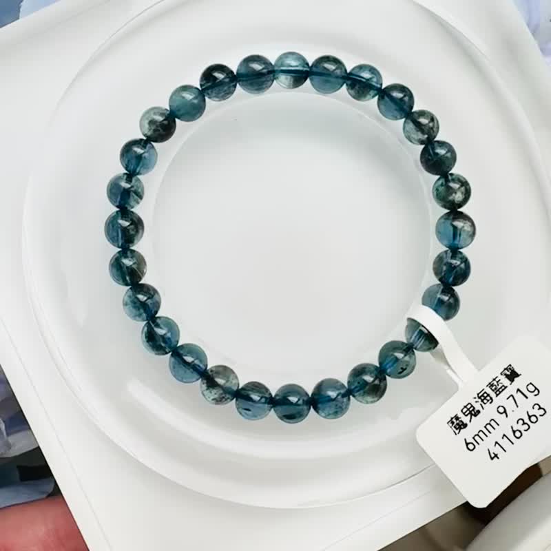 天然魔鬼海藍寶6mm9.71g金屬光澤冥想水晶首選釋放壓力店主自用 - 手鍊/手環 - 水晶 藍色