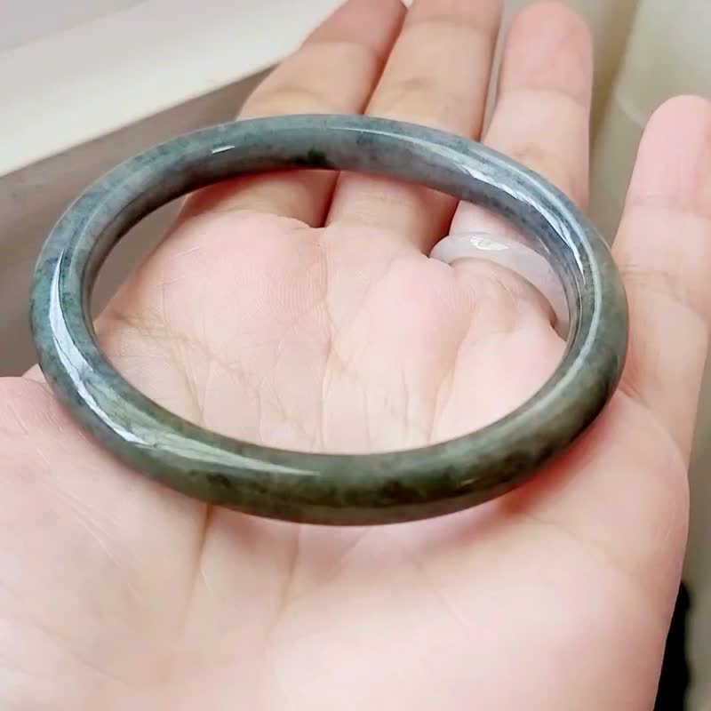 【親翠】天然翡翠 冰灰綠半山半水墨綠52圈貴妃小圈口童鐲 | 耐看 - 手鍊/手環 - 玉石 