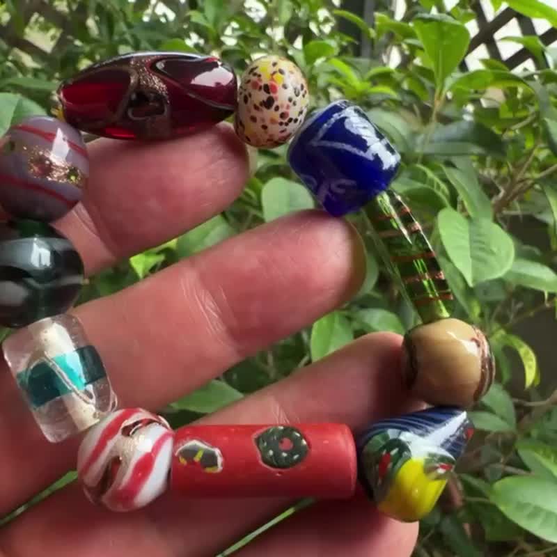 多寶老琉璃珠 手鍊43克 清代老琉璃 貿易珠 老琉璃珠 老珠子 手鏈 - 手鍊/手環 - 玻璃 多色