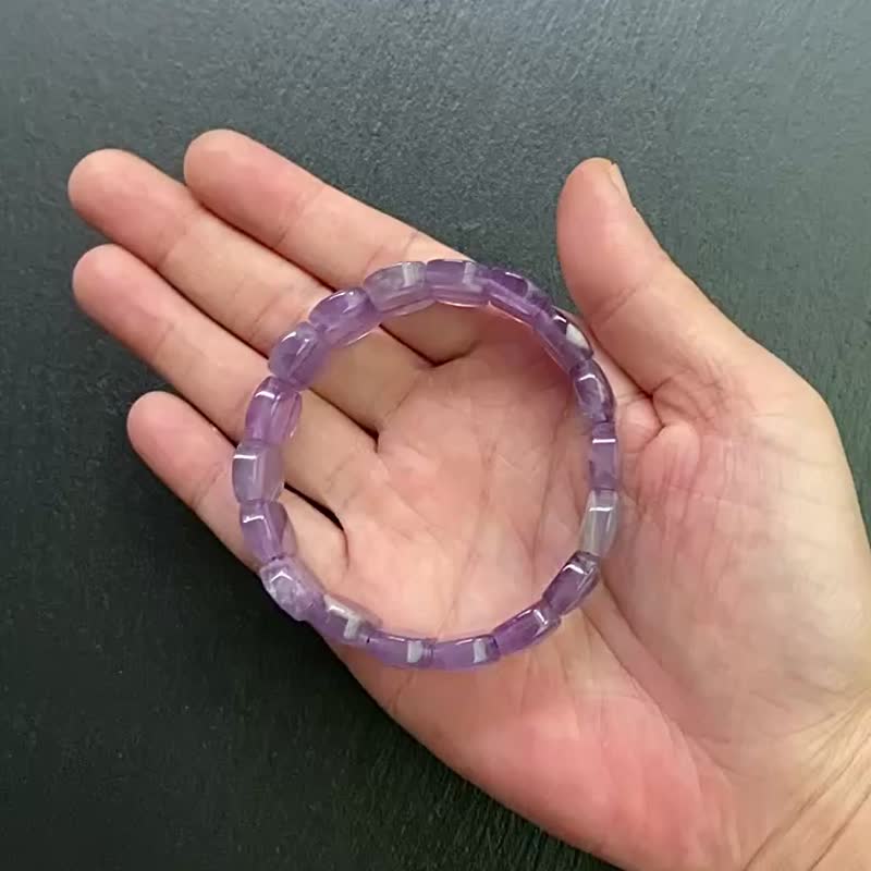 Inspire wisdom and inspire creativity-Diamond faceted lavender amethyst bracelet bracelet - สร้อยข้อมือ - คริสตัล สีม่วง