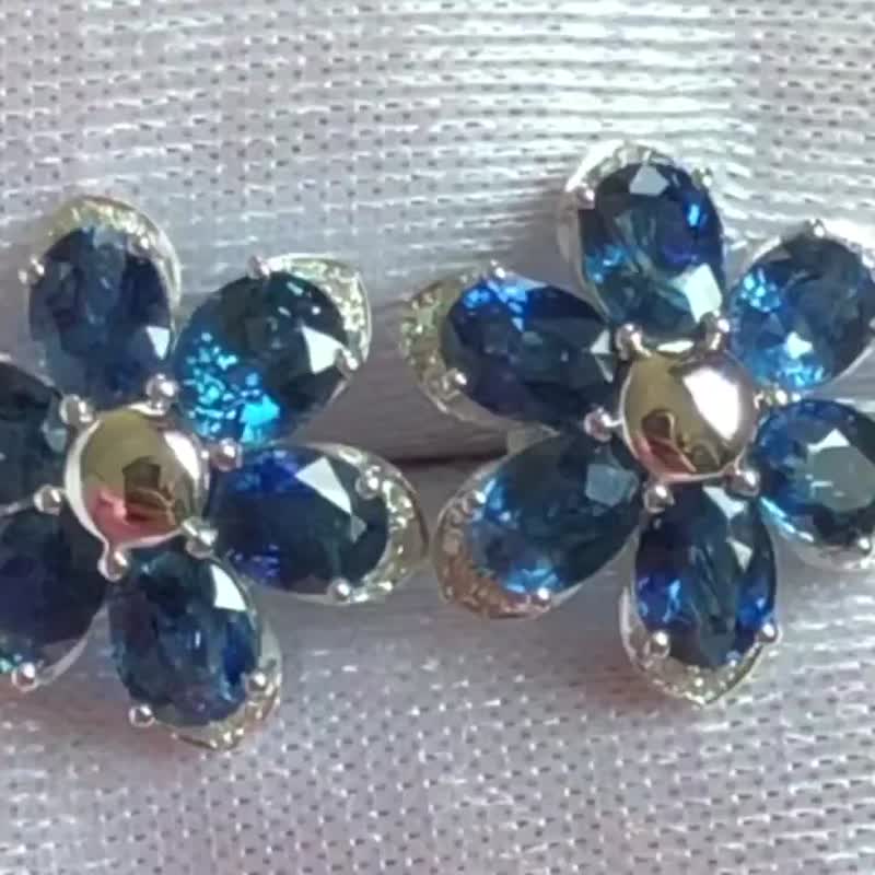 Natural Sri Lankan Sapphire and Diamond Earrings in 18k Gold with International Certificate - ต่างหู - เครื่องเพชรพลอย สีน้ำเงิน