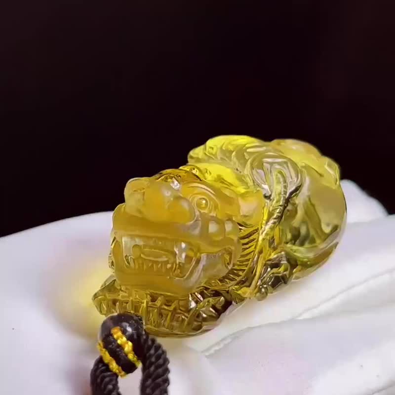 天然黃水晶貔貅吊墜 掛件 雕工精緻 嘴巴都是雕刻張開的貔貅 - 吊飾/掛飾 - 水晶 