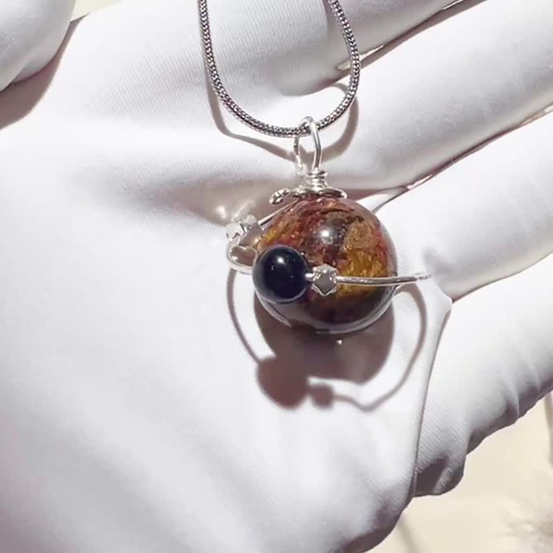 Pure hand-made sterling silver wound Peter stone Saturn planet necklace - สร้อยคอ - เครื่องเพชรพลอย หลากหลายสี