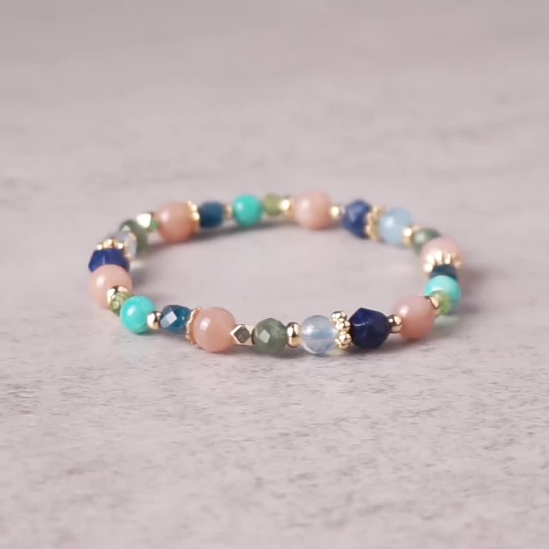 Tropical Island // Orange Moonstone Lapis Lazuli Ocean Stone Bracelet // Inner Healing Communication - Bracelets - Crystal Multicolor