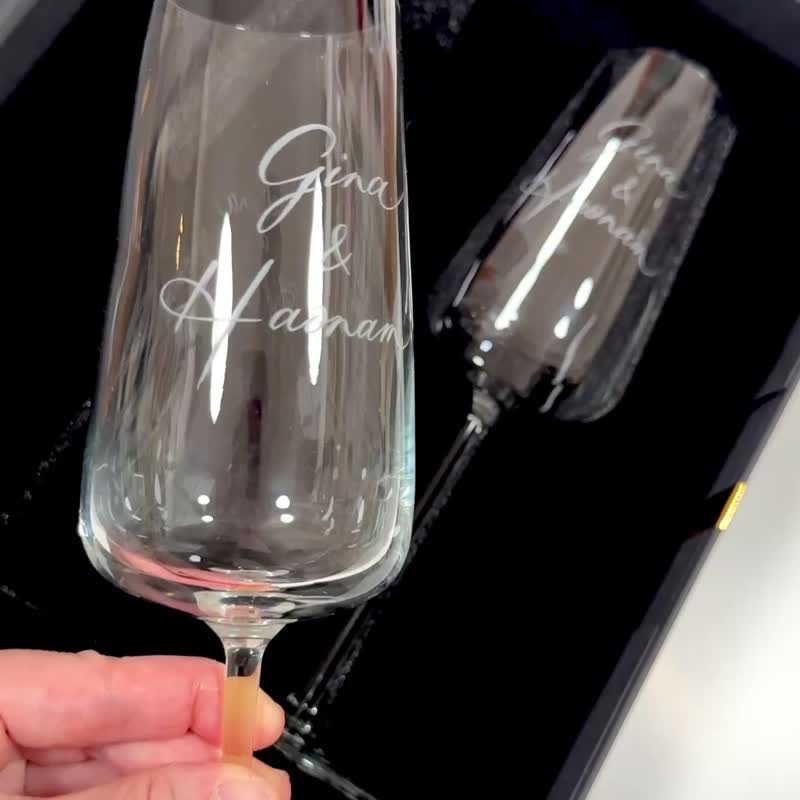 【客製結婚禮物】香檳杯對杯 刻名 結婚 情侶 周年 生日 禮物 - 酒杯/酒器 - 水晶 透明