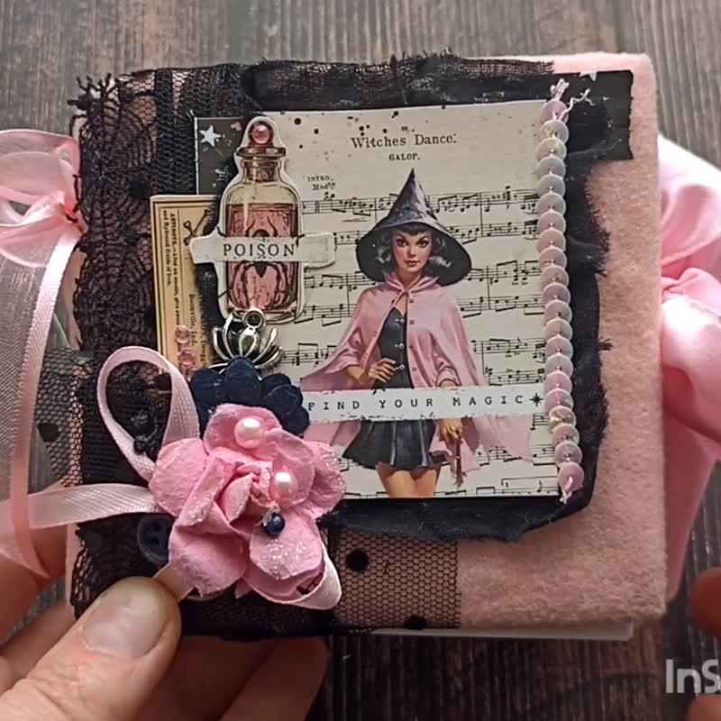Pink Gothic witch grimoire junk journal handmade Witchcraft notebook 10*10cm - 筆記本/手帳 - 紙 粉紅色