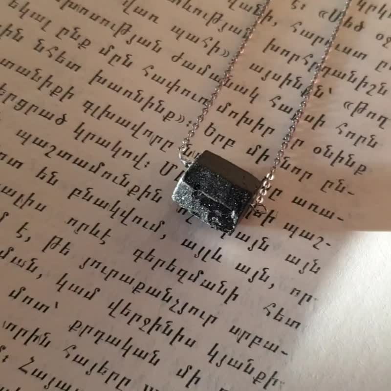 Raw Black Tourmaline Necklace, 925 Silver,  Christmas gift, Scorpio stone - สร้อยคอ - คริสตัล สีดำ