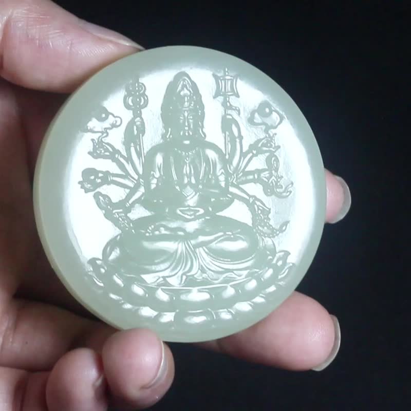 [Thousand-handed Guanyin] Guanyin Bodhisattva necklace/natural Hetian jade pendant/jade carving original pendant - Necklaces - Jade Green