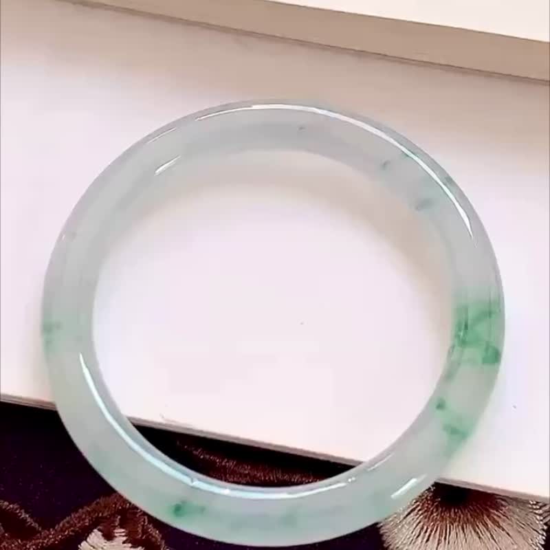 冰種 天然翡翠 緬甸 A玉 玉鐲 • 冰種飄花翡翠圓鐲 - 手鍊/手環 - 玉石 綠色