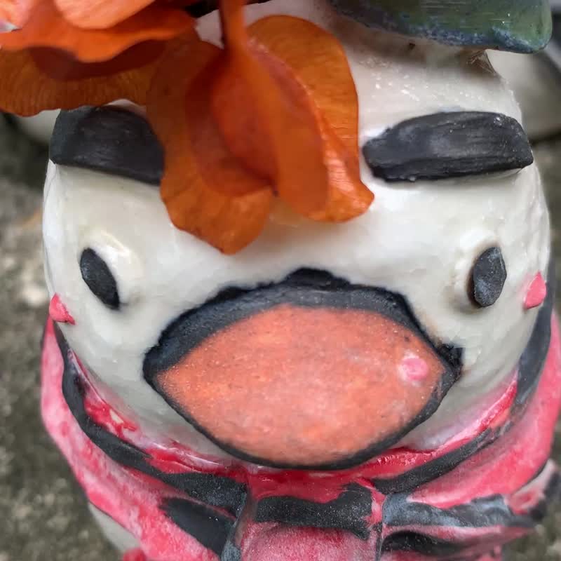 神秘雪人鳥鳥/小花器/乾燥花/公仔/瓷偶/療癒 - 公仔模型 - 陶 白色