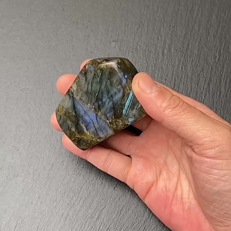 Natural double-sided light labradorite energy decoration, healing energy, wealth, marriage, and personal charm. - Items for Display - Crystal Multicolor