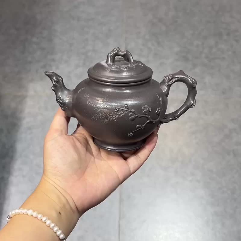 梅報春 全手工范偉群大師夫人姚麗云作品容量280cc天青泥 - 茶壺/茶杯/茶具 - 陶 