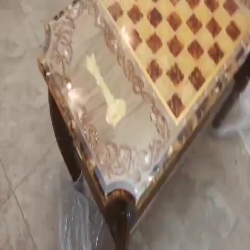 CHESS TABLE with amber chess pieces| Luxury table Chess set |Amber Chess Figures - 桌遊/卡牌 - 木頭 咖啡色