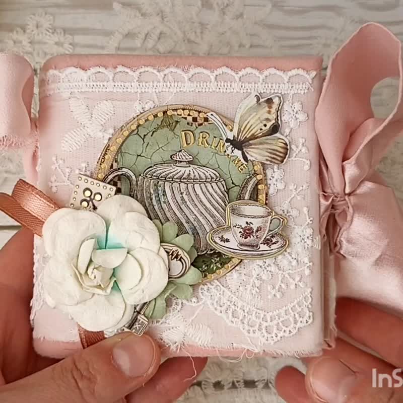 Crazy tea party Wonderland journal blank Alice in Wonderland journal handmade - 筆記本/手帳 - 紙 粉紅色