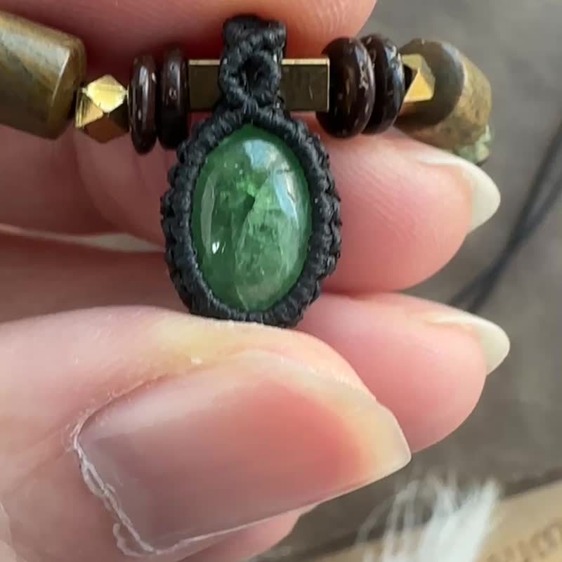 N1198 民族風 蠟線編織 綠石榴石 銅珠 頸鏈 (可調長度) - 項鍊 - 寶石 咖啡色