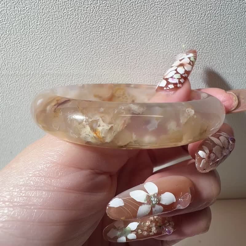 櫻花瑪瑙手鐲 瑪瑙手鐲 飄雲霧 冰透桂花香 水中花 圈口53-54 - 手鍊/手環 - 玉石 