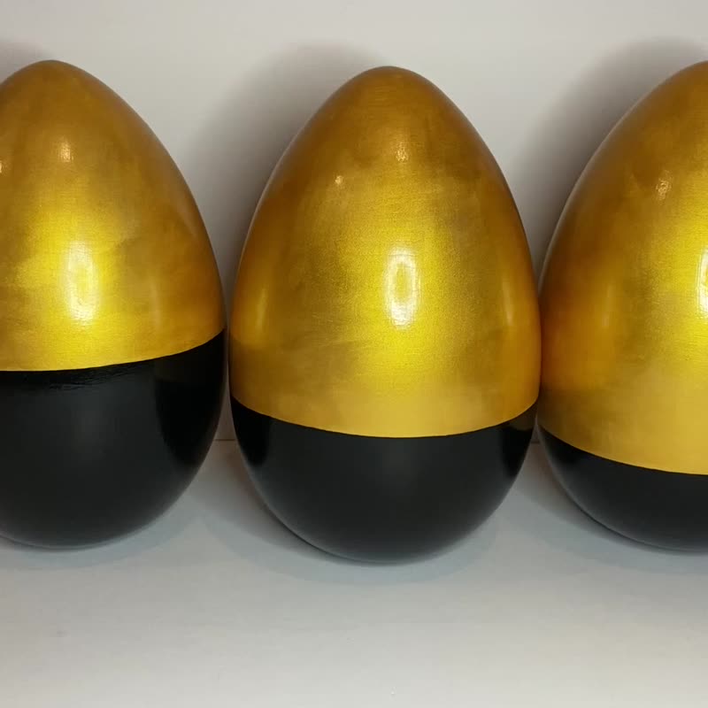 Sculpture Golden Dawn, gold black color, egg shape form, home interior decor - 擺飾/家飾品 - 木頭 金色