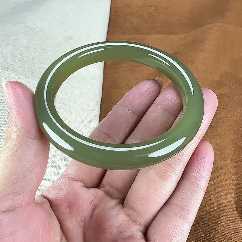 天然和田玉湖水綠手鐲 圈口57mm 玉質細膩溫潤 - 手鍊/手環 - 玉石 