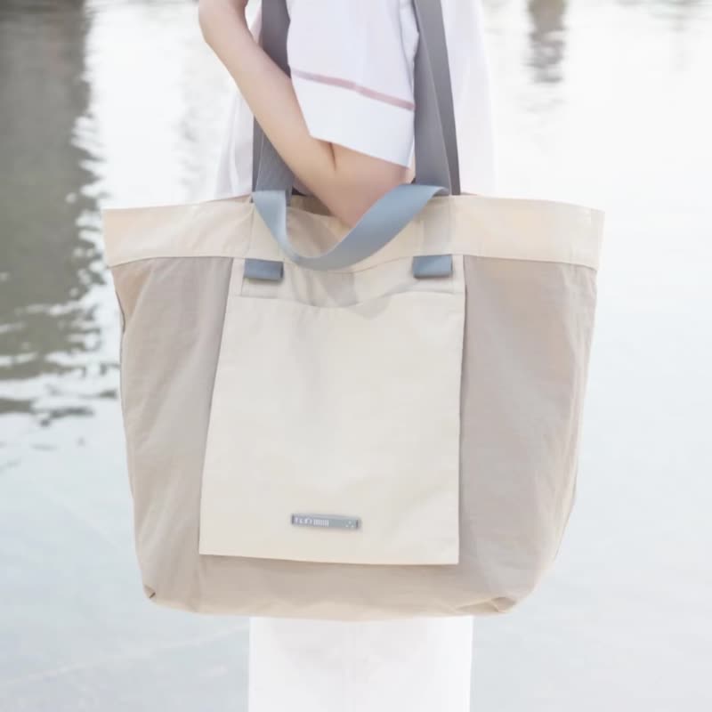 The Coastal | Reversible Packable Colorblock Shoulder Waterproof Travel Tote Bag - กระเป๋าแมสเซนเจอร์ - ไนลอน หลากหลายสี