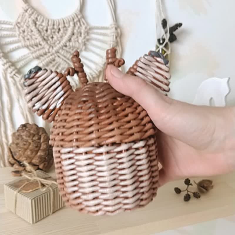 Wicker baby deer box, gift for kids - 其他小家電 - 紙 咖啡色