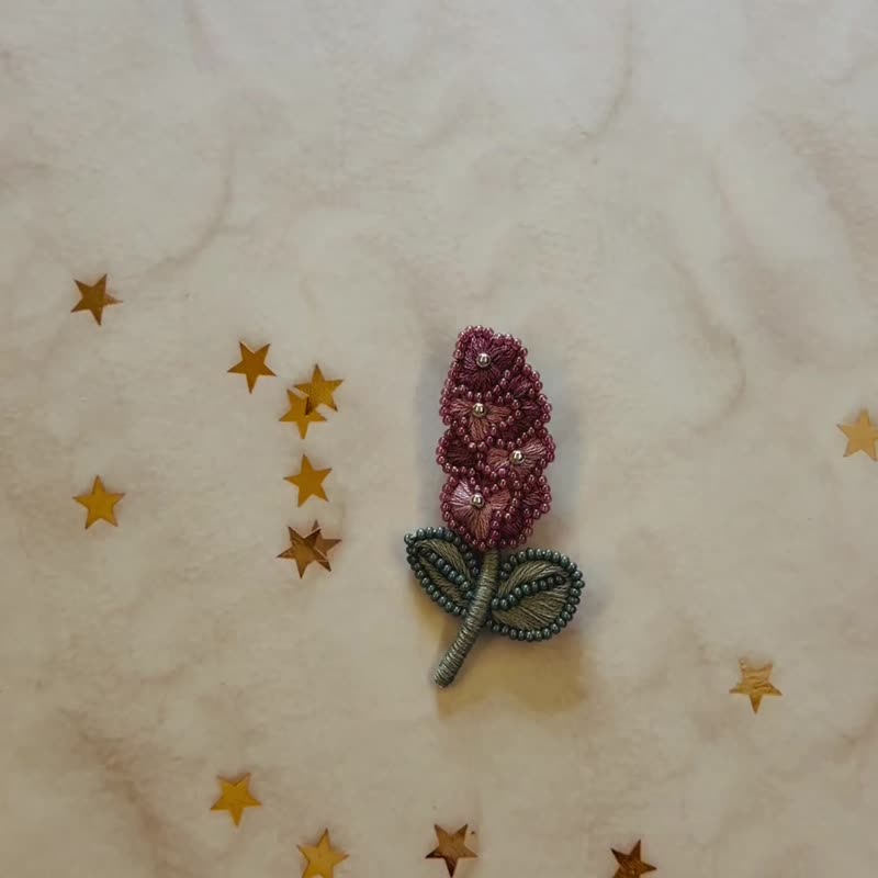 珠繡-深紫丁香胸針 - 胸針 - 其他材質 