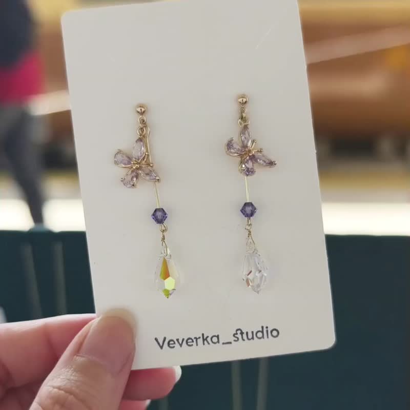 【Veverka】Purple Butterfly-Swarovski Earrings Stone - ต่างหู - เครื่องประดับพลอย สีม่วง