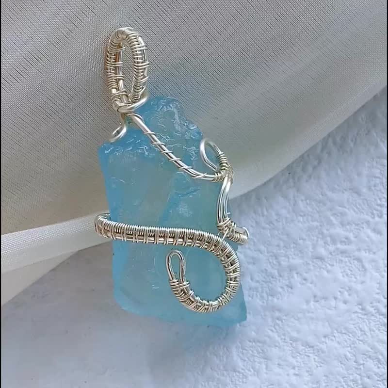 【天然半寶石】海藍寶手作吊飾項鍊 / 原石水晶 - 吊飾 - 寶石 藍色
