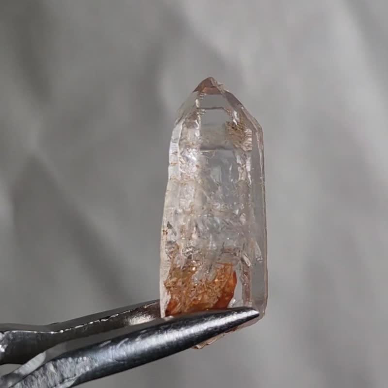 •有水膽 紅泥骸骨水晶• 水晶原礦 辦公室水晶盆栽 迷你聚寶盆 - 擺飾/家飾品 - 水晶 透明