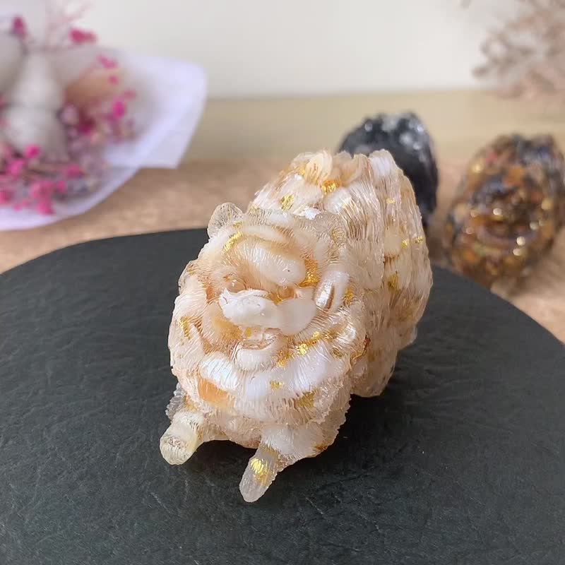 水晶擺飾 公仔 萌寵 博美狗 M號 | 天然水晶與礦石 職人滴膠 - 擺飾/家飾品 - 水晶 多色