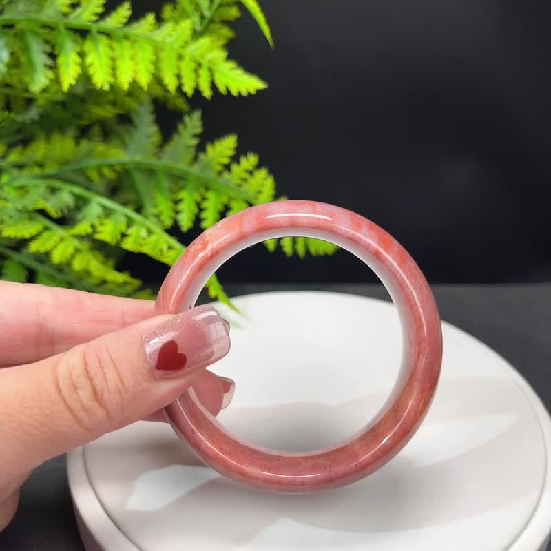 High-quality gradient pink coral jade bracelet 52+MM Ice-smooth high-porcelain phoenix tail pattern to ward off evil and disasters and bring happiness and blessings - Bracelets - Jade Pink