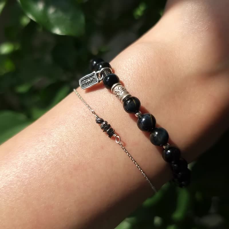 Natural Black Tiger's Eye Silver Bracelet Wealth Charm Mala Gemstone Bracelet - 手鍊/手環 - 寶石 橘色