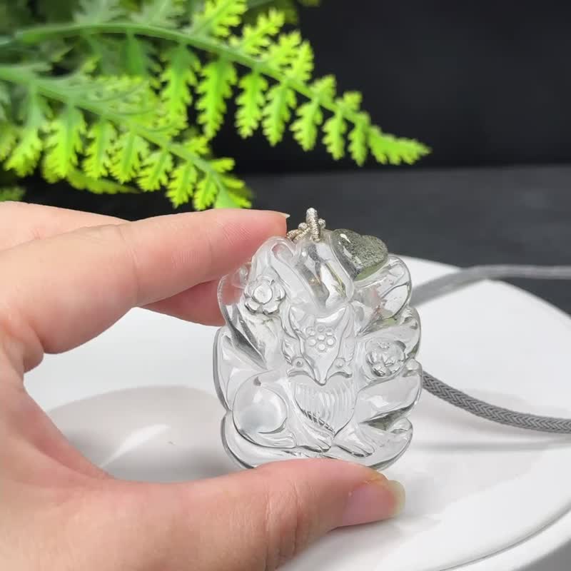 精品綠色幻影幽靈水晶吊墜項錬冰透凈體滿天星立體手雕愛心九尾狐 - 項鍊 - 水晶 綠色